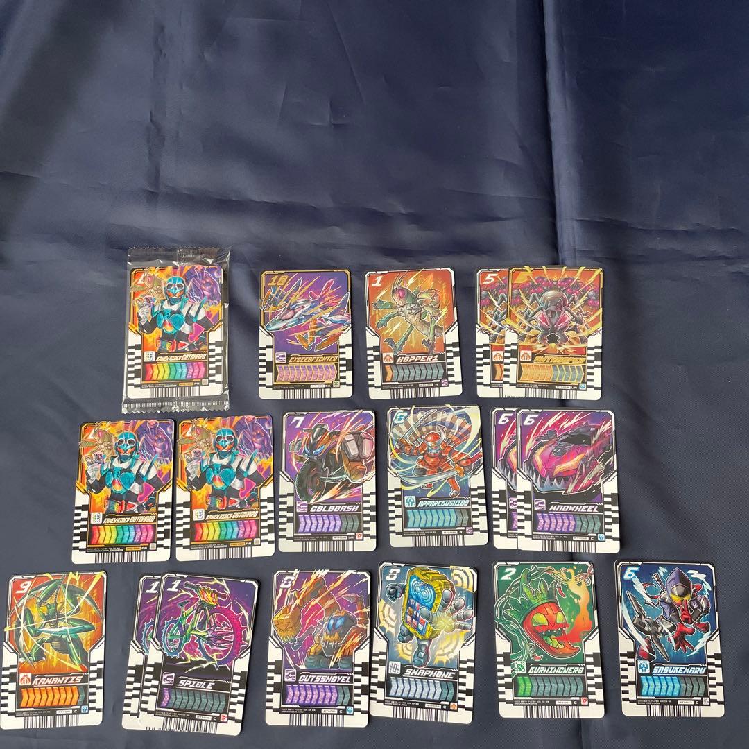 DXガッチャードライバー　バックル　カードセット