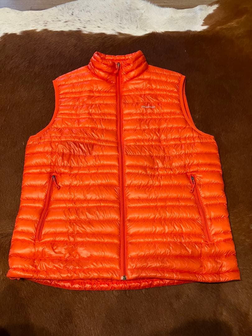 パタゴニア　マイクロライトダウンベスト　M