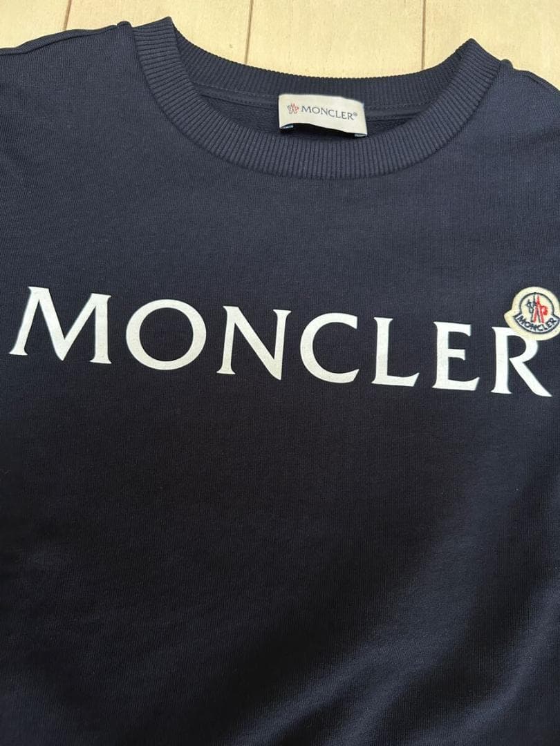 ★モンクレール　22年　スウェット　140センチ　10歳　ネイビー　美品★