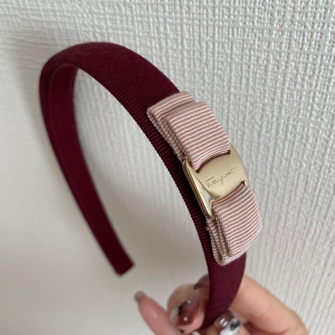 フェラガモ　カチューシャ