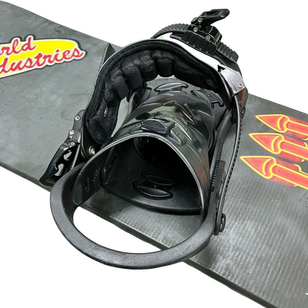 WORLD INDUSTRIES スノーボード 148 ビンディング付属