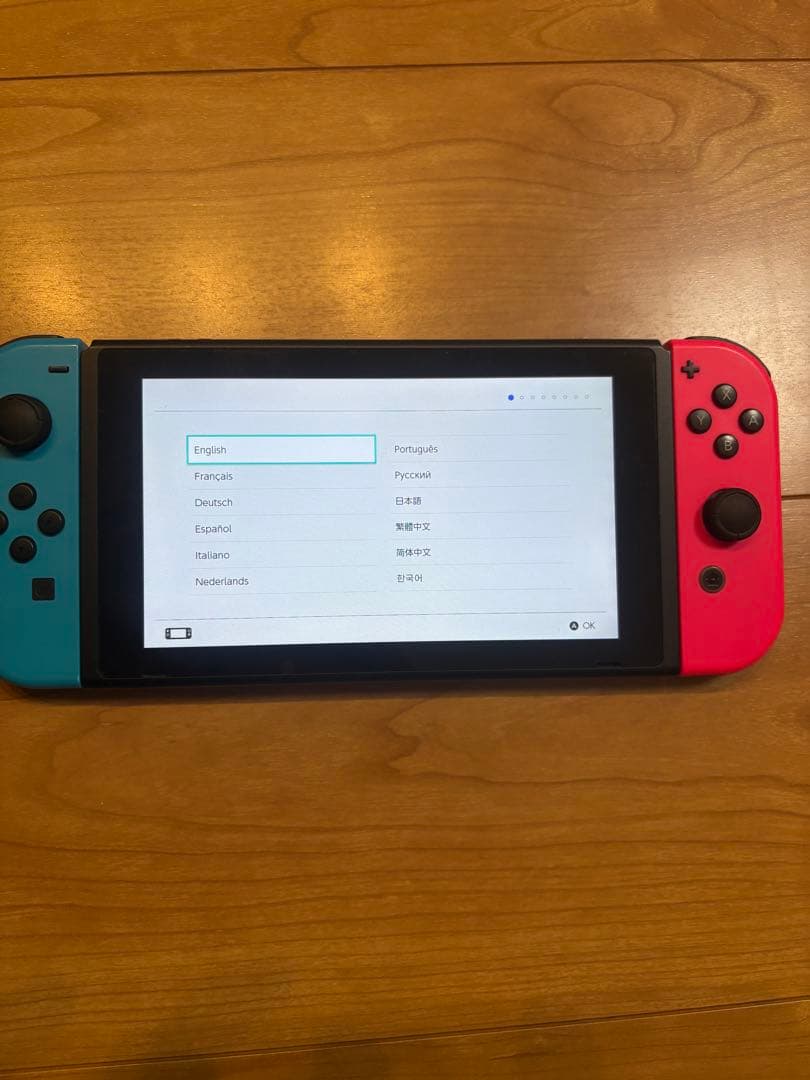 Nintendo Switch 本体 ネオン　美品　バッテリー接続時間長いタイプ
