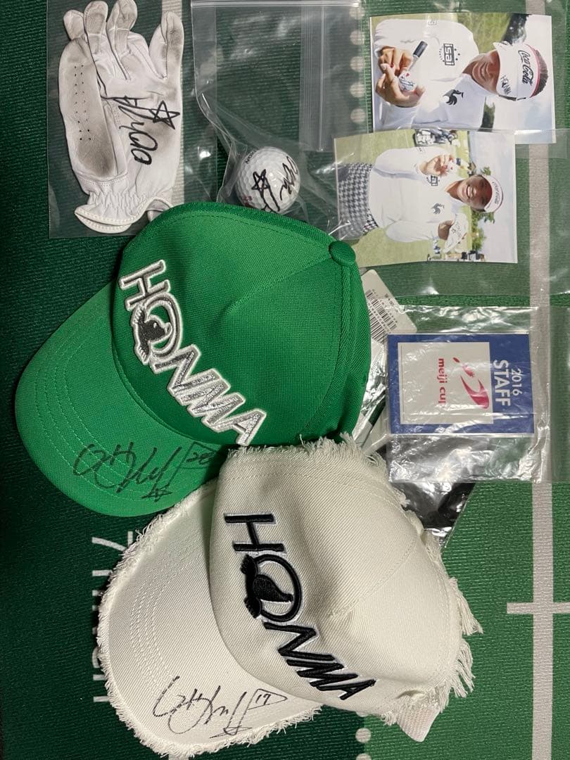 イボミ　直筆サイングローブ・ボール・キャップ　　セット　イ・ボミ