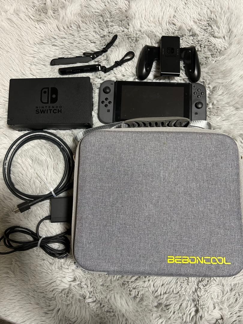 Nintendo Switch グレー 本体 充実の付属品 カセット付き