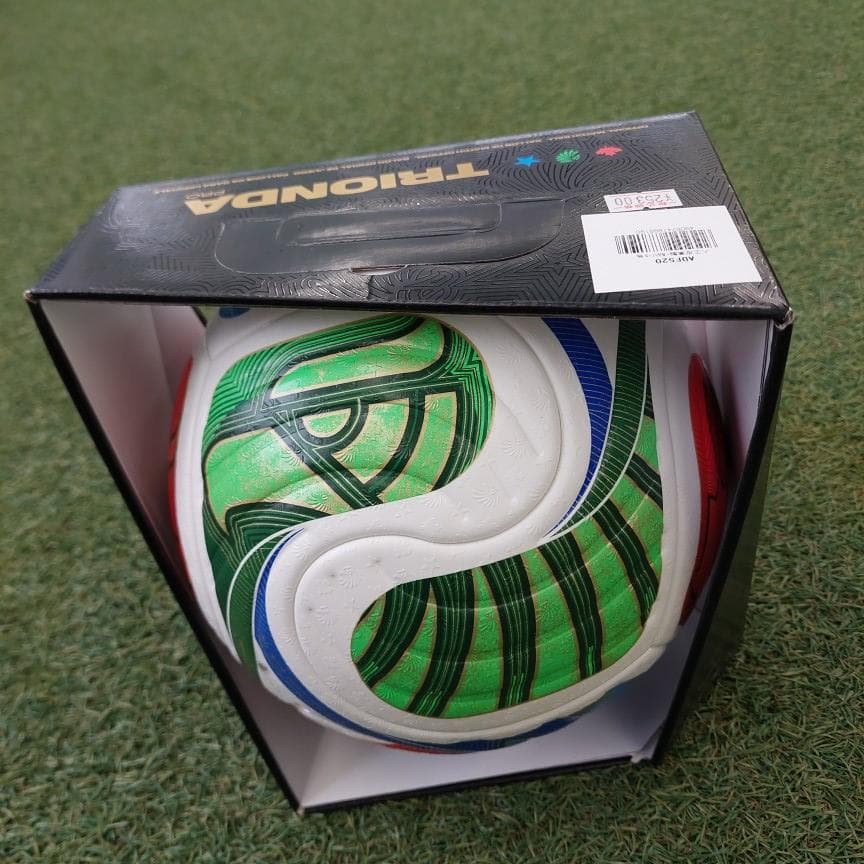 アディダス(adidas) トリオンダ プロ ５号球 サッカーボールADF520