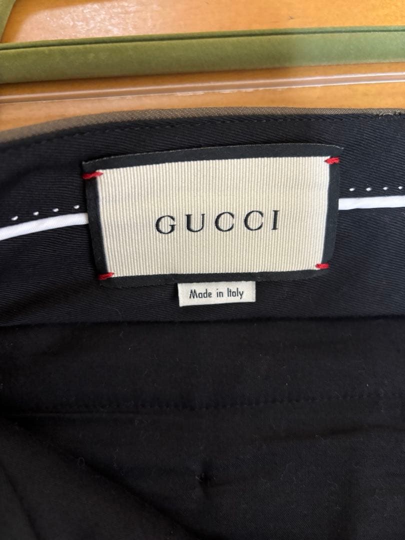 GUCCI グッチ ロゴラペル スラックス カーキ グリーン