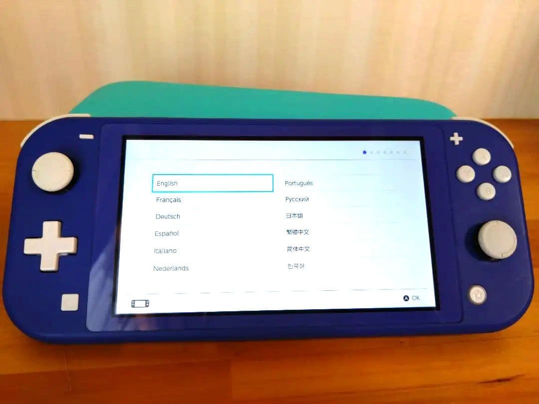 スイッチライト　青 充電器・ケース付　初期化済 使用少ない美品です！