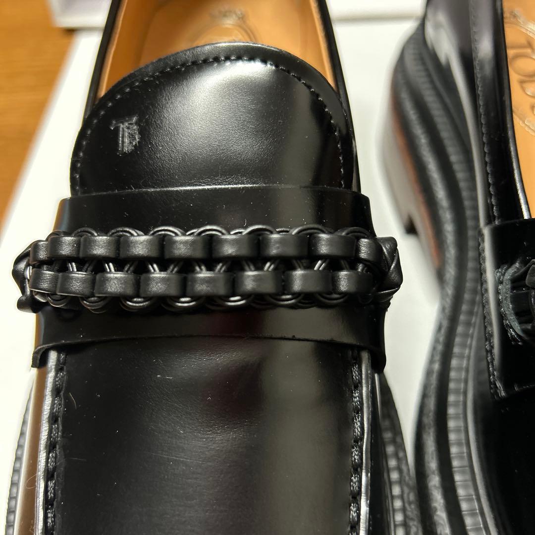 TOD'S ローファー　38 1/2 未使用　極美品
