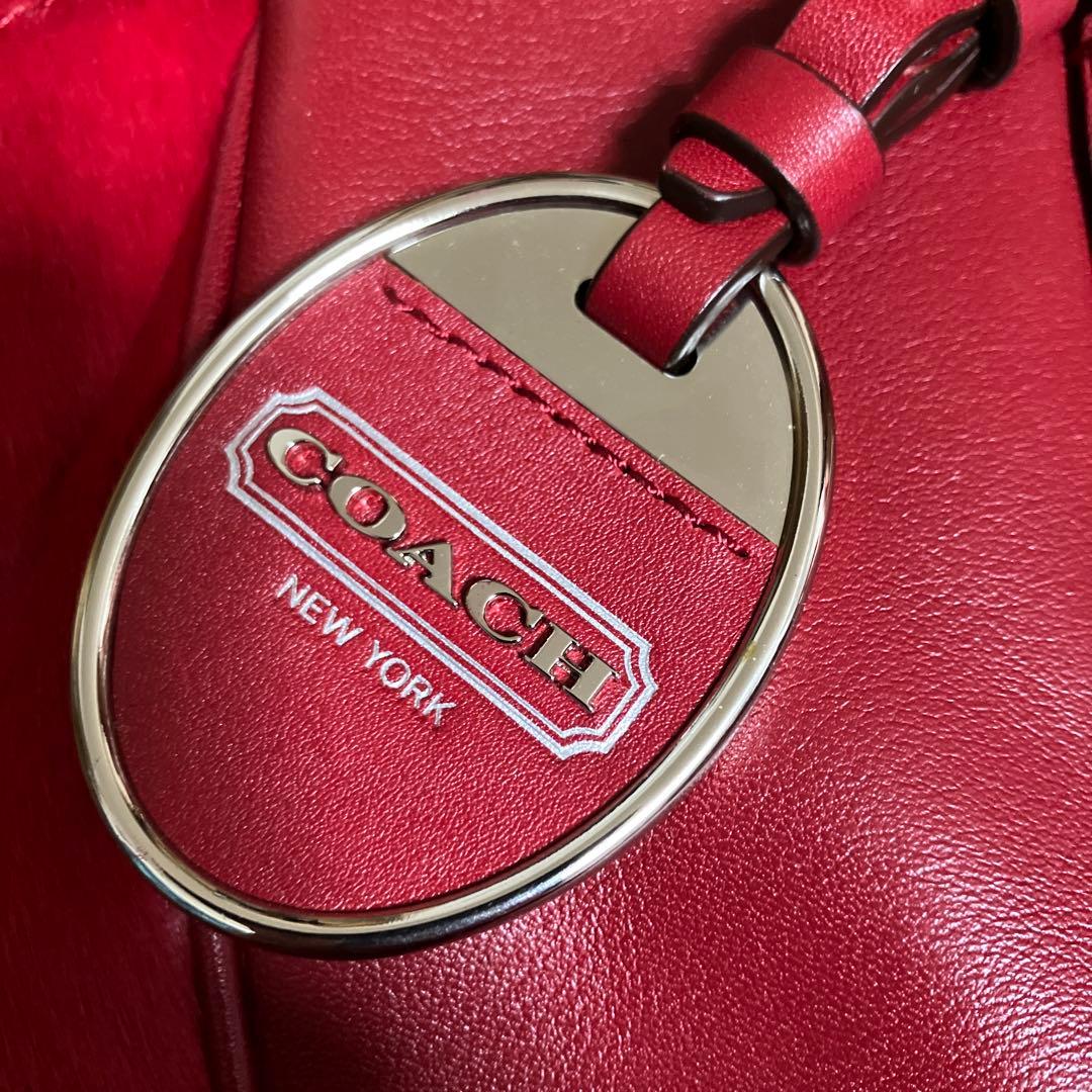 美品　COACH レッド トートバッグ
