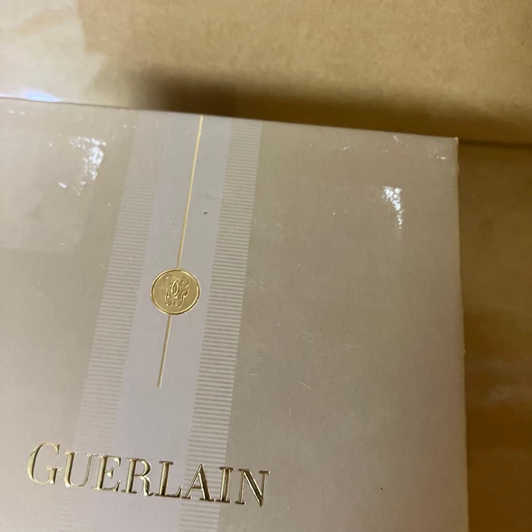 ゲラン レ パリジェンヌ フィルトゥル ダムール オーデパルファン 125mL