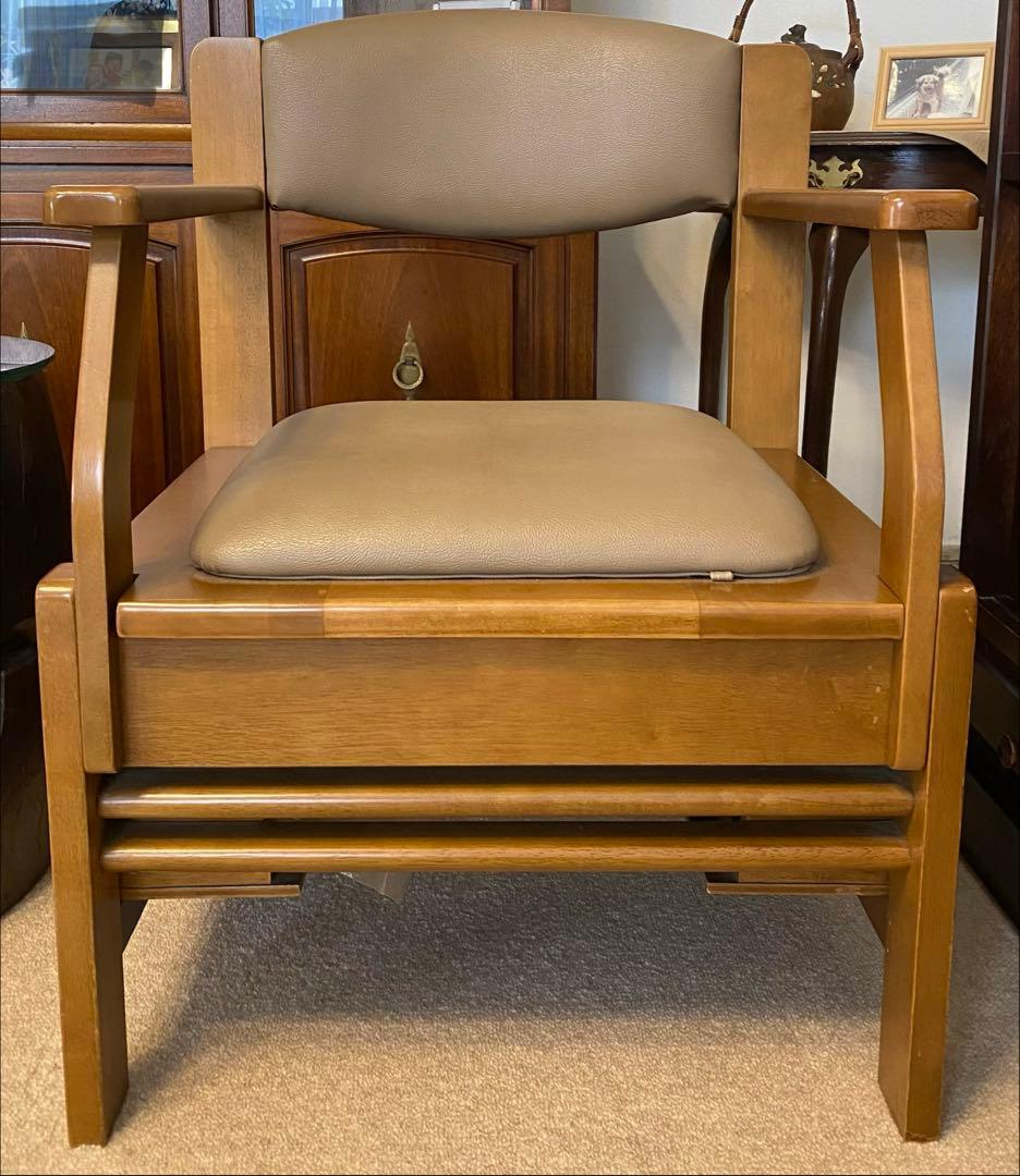 木製アーム付き介護用トイレ