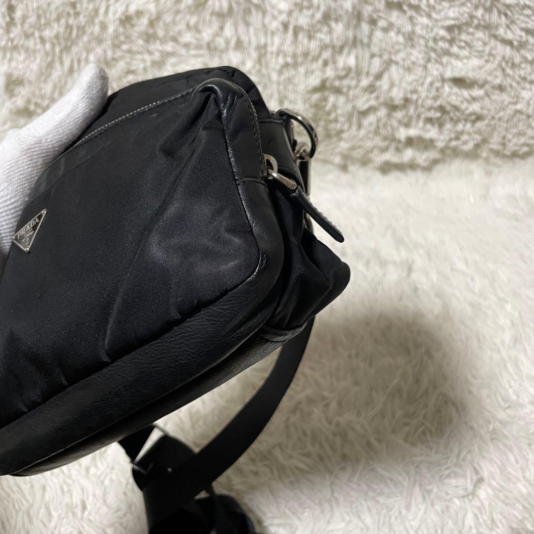 【美品】PRADA プラダ　カメラバッグ　ナイロン　レザー　ブラック　斜め掛け