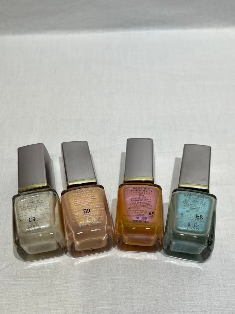 DECORTÉ ネイルイントゥイス 13本