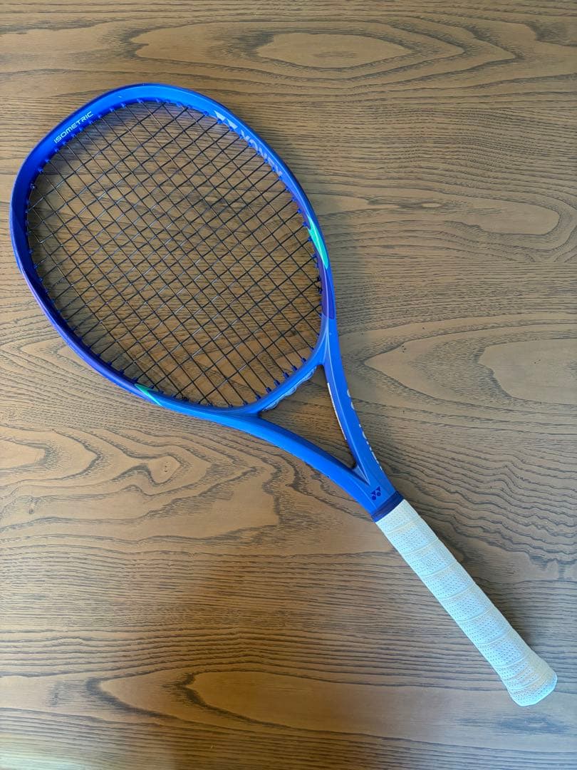 YONEX EZONE 100 TOUR テニスラケット グリップG2