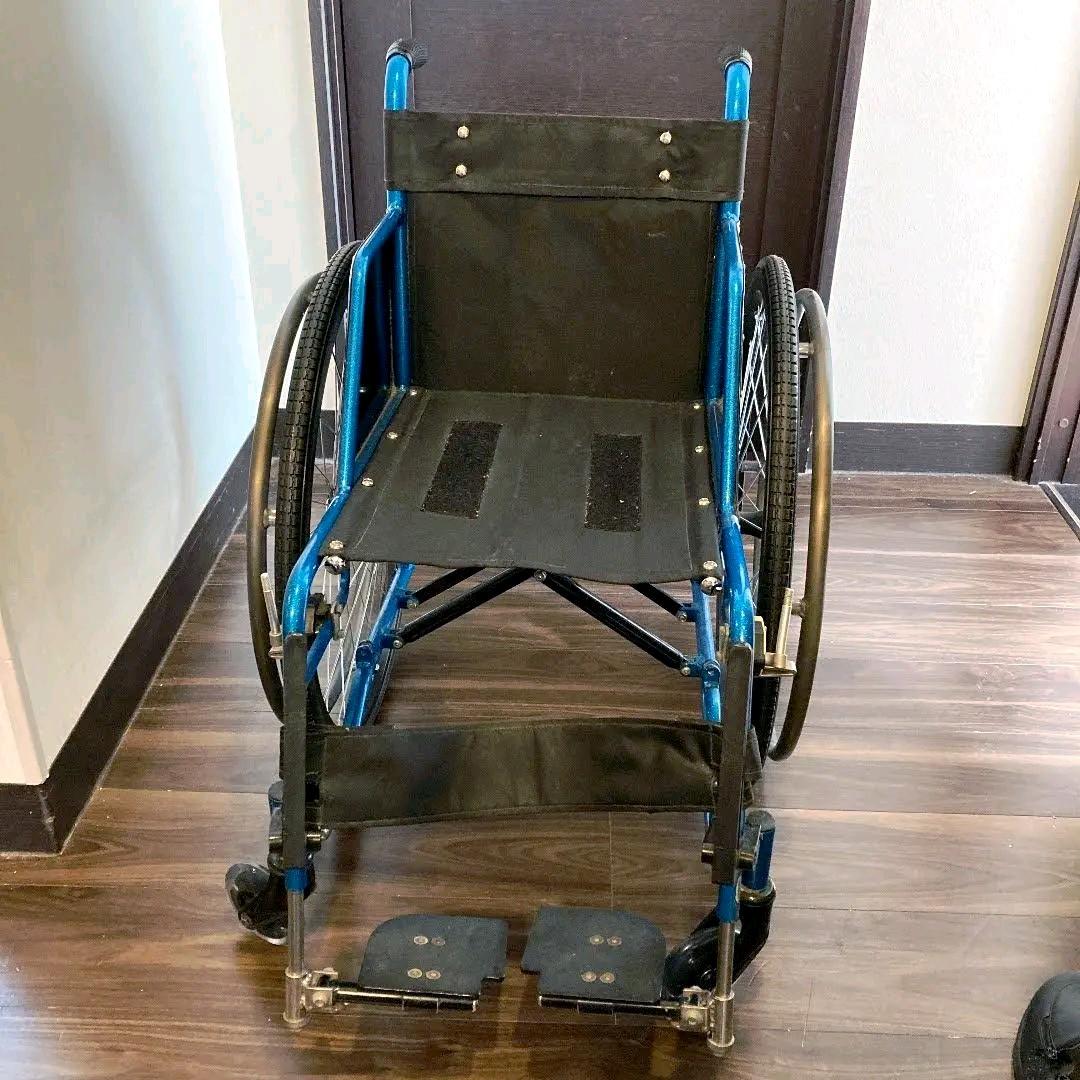 タイヤ新品！軽量！ノーパンクタイヤ！自走式車椅子