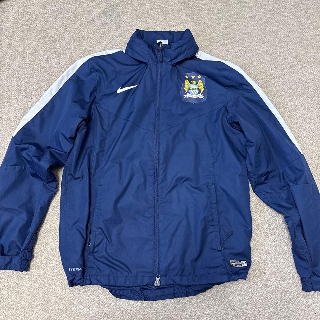 む*ら様 マンチェスターシティ　ナイロンジャケット