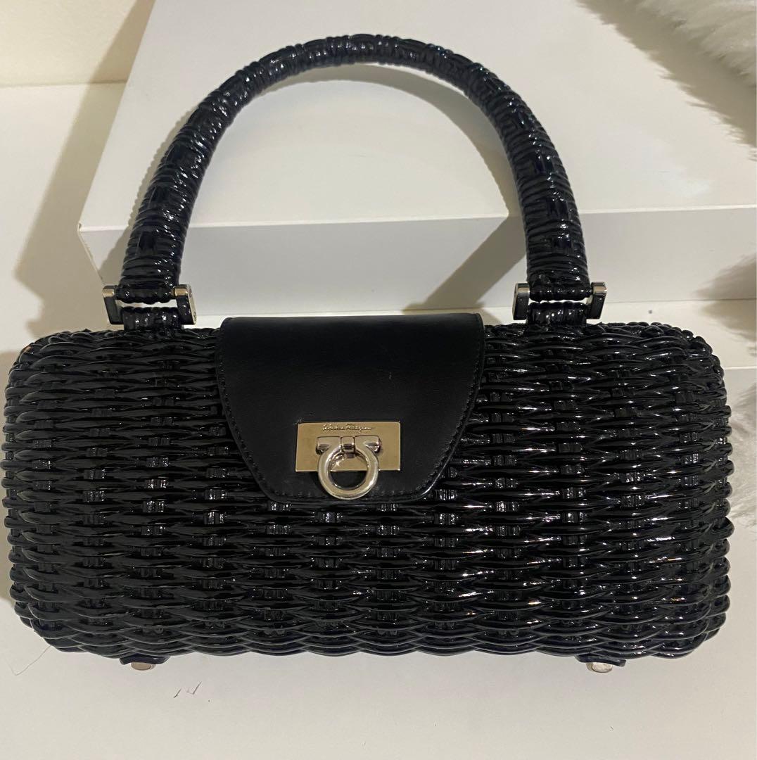 最終値下げ Ferragamo ガンチーニ バッグ ラタン　かご　クランチ