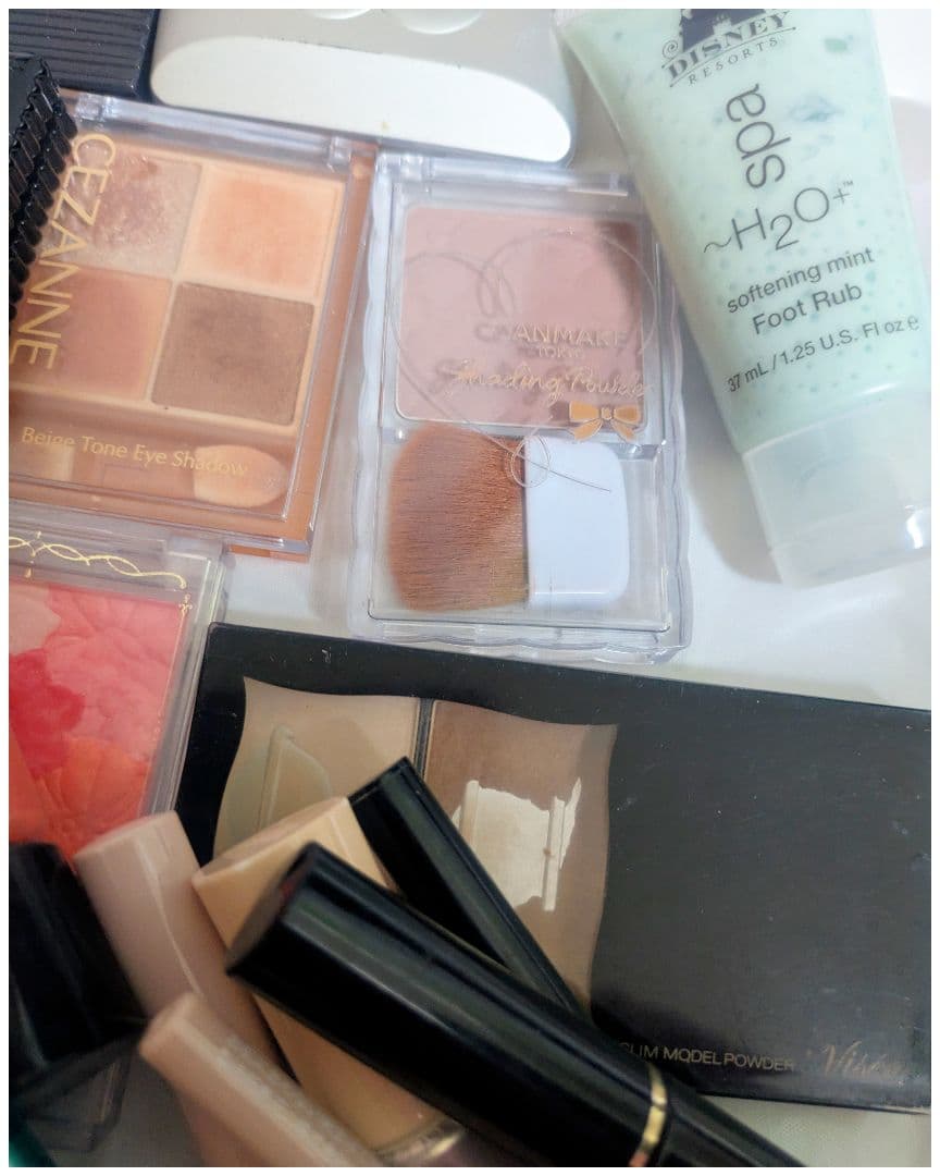 ま*み様 19 てんこ盛り 超大量!! 化粧品 大量まとめ売り コスメセット 見