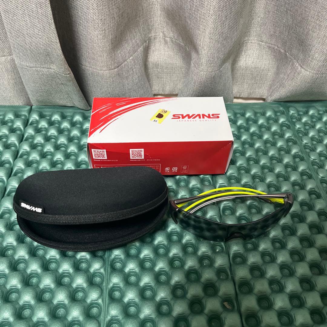 SWANS スポーツ用サングラス　ブラック イエロー