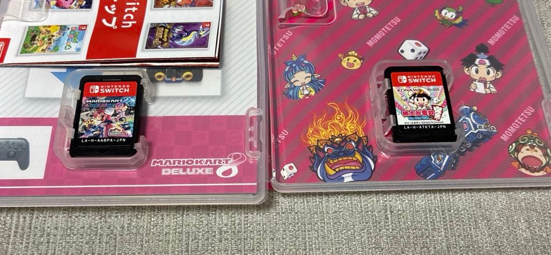 マリオカート8デラックス　桃太郎電鉄 桃鉄　Switchカセットセット売り