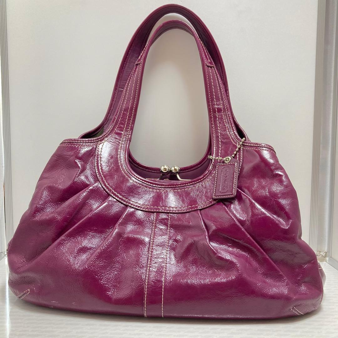 美品　コーチ エルゴ ergo パテントレザー がま口 Kiss-lock