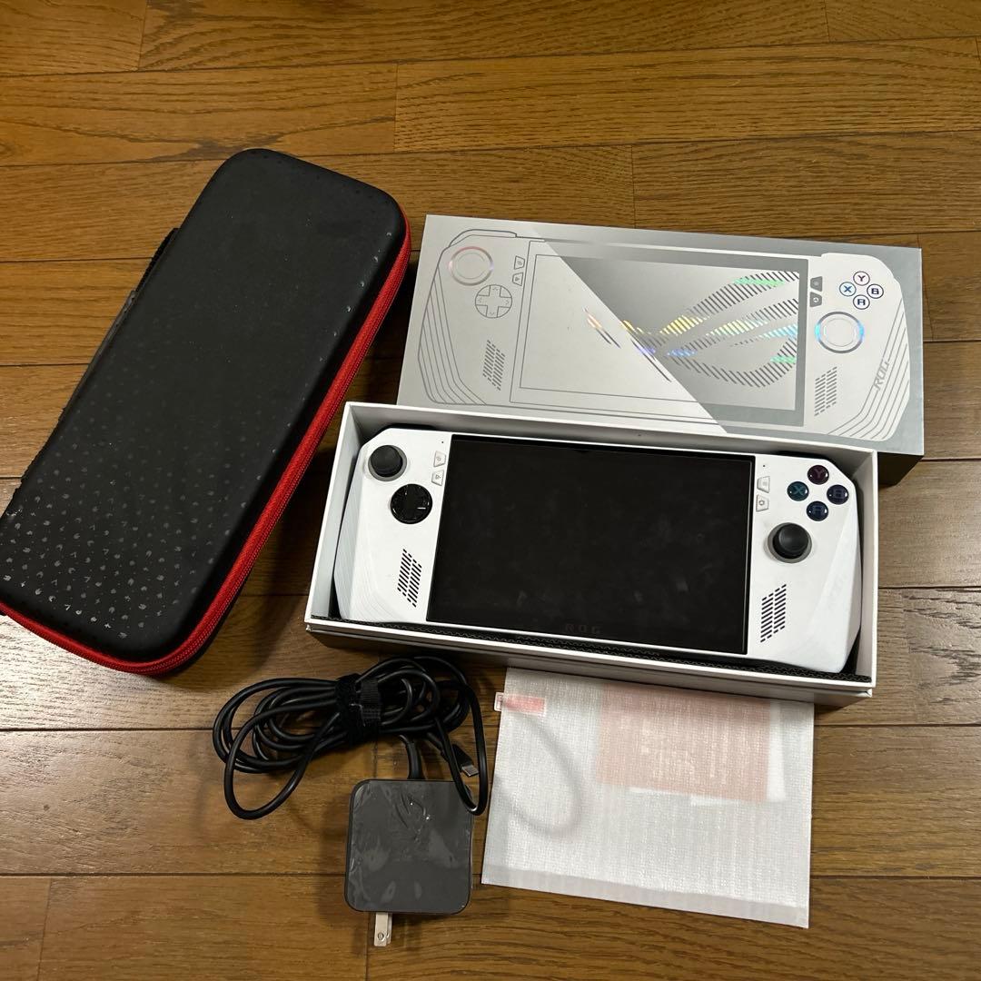 R*‘様 ASUS rogally 保護フィルムとケース付き