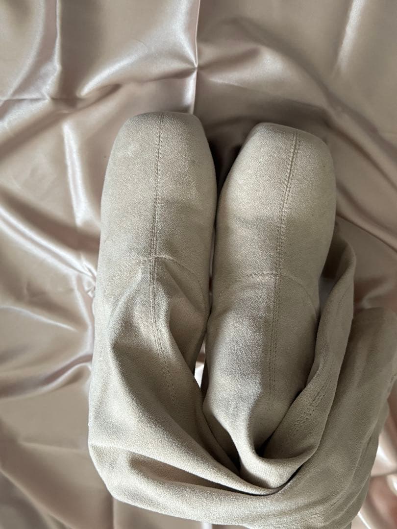 ミシェルマカロン 美脚ロングブーツ ベージュ／Mサイズ