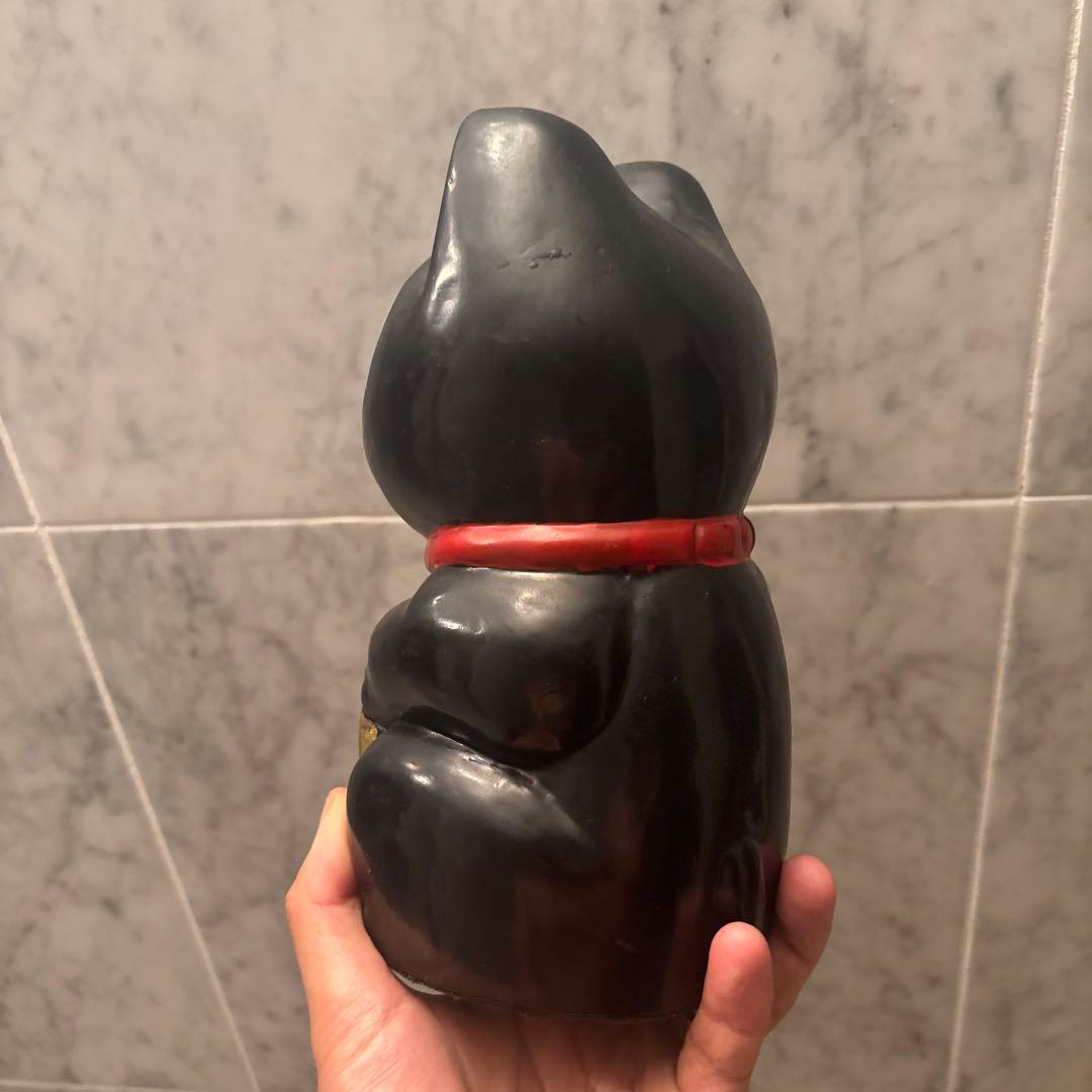 ヴィンテージ現代には無い珍しいお顔やまつ毛、ヒゲが可愛らしい金運、魔除け招き猫