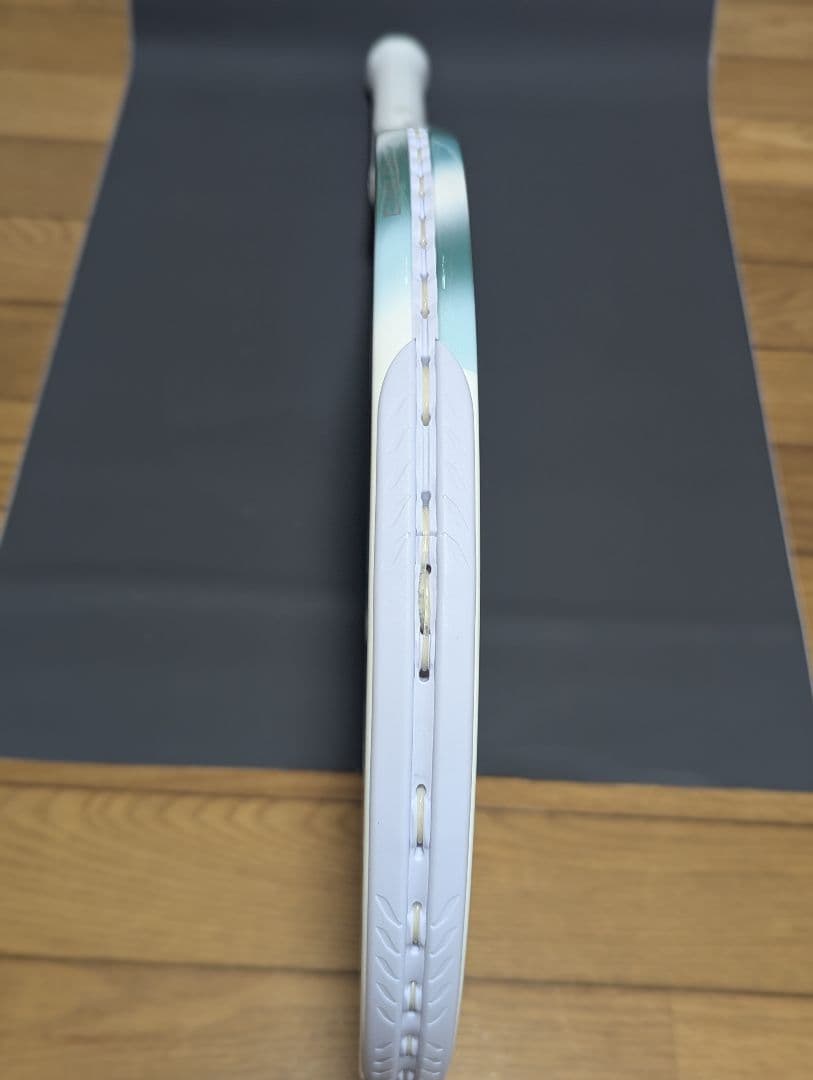 Prince 限定カラー EMBLEMテニスラケット 110 G2