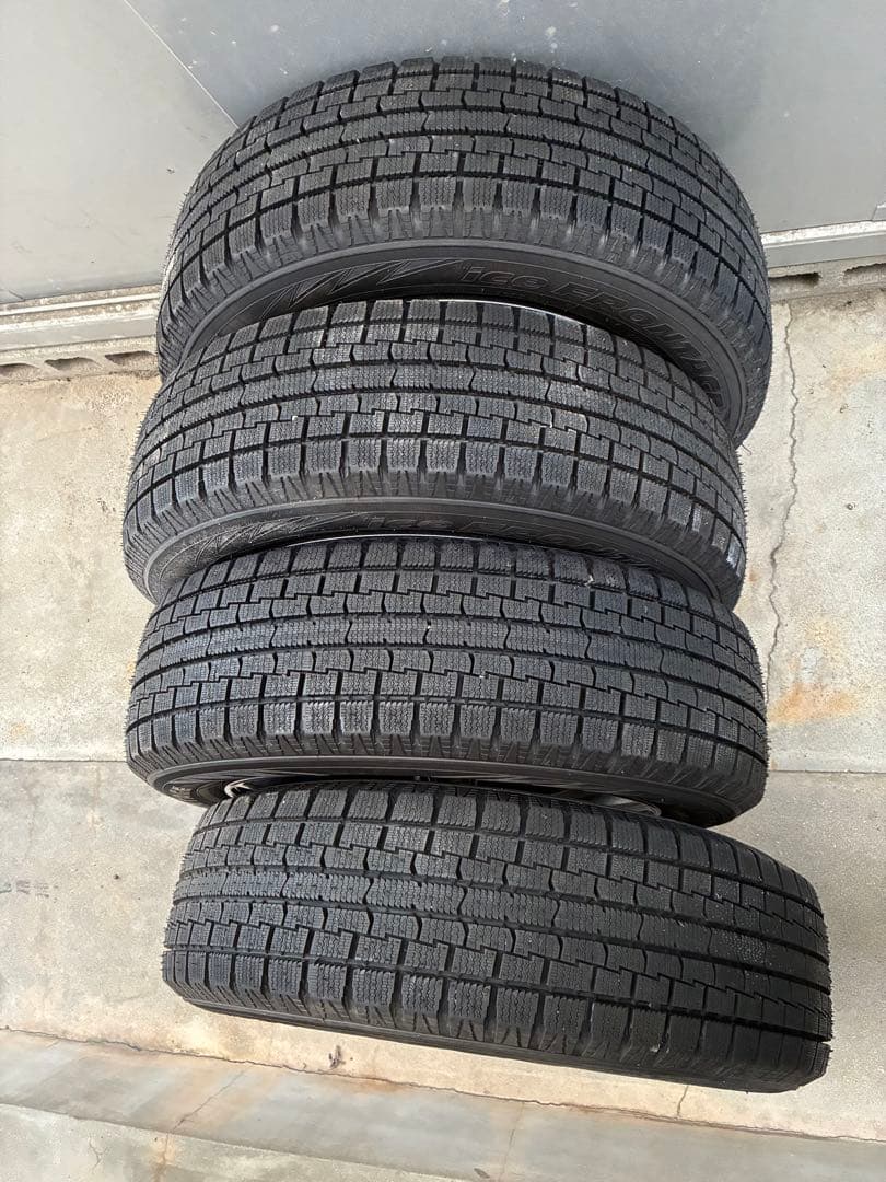 週末セール‼️　スタッドレスタイヤ　175/65R15 ホイール付きセット②