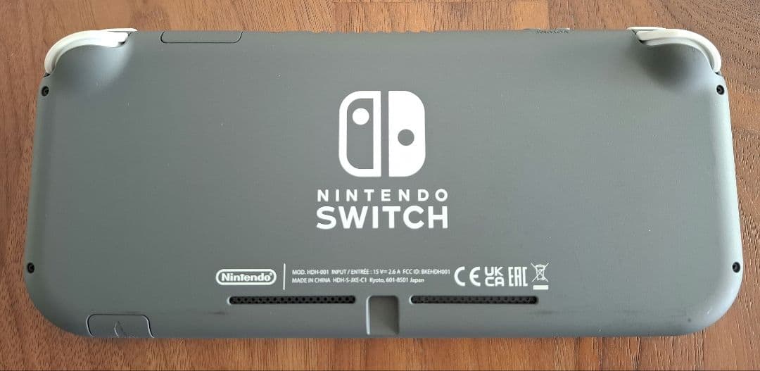 任天堂　Switchライト　グレー