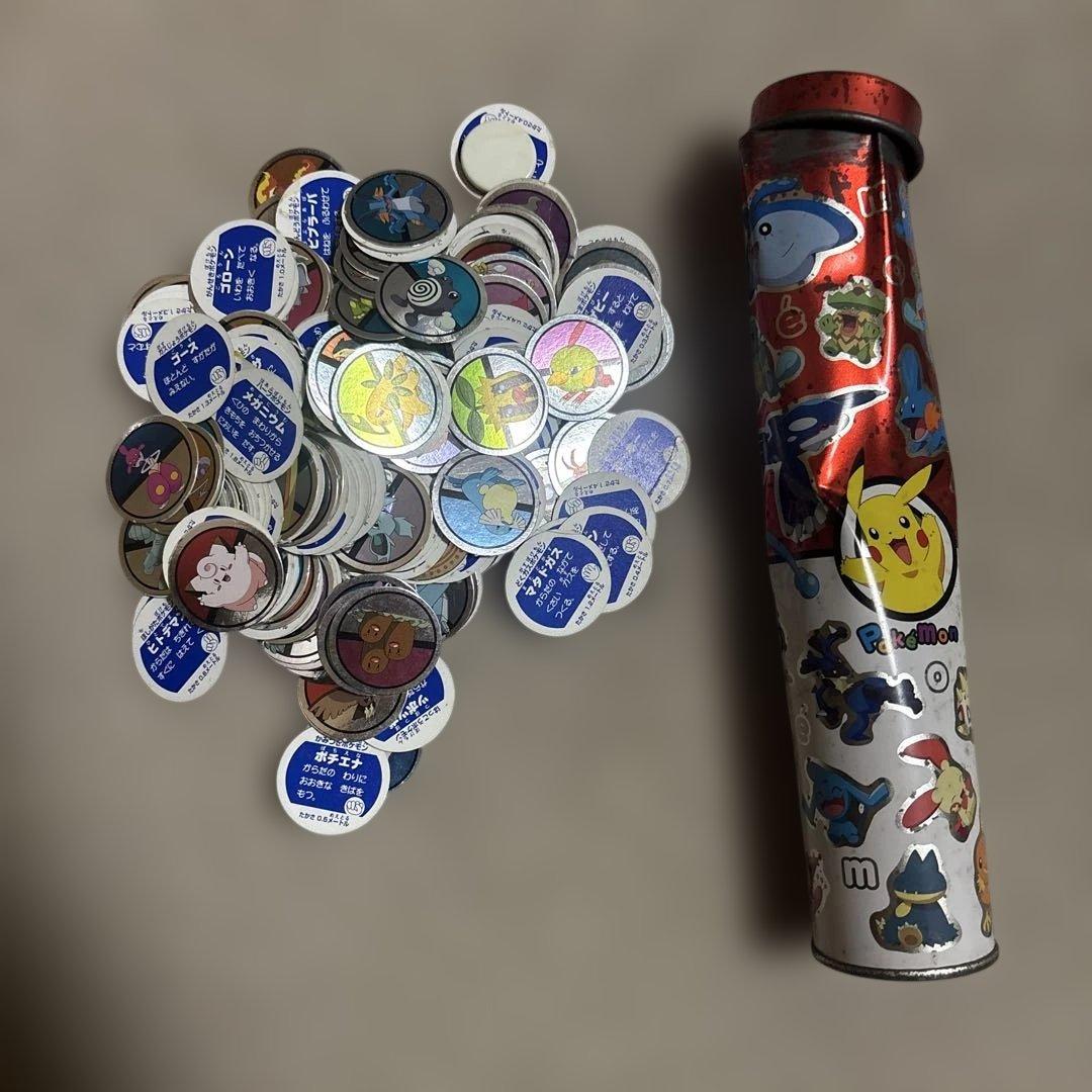 ポケモン ぎんピカ メダル 小学館　幼稚園 付録　収納缶付き257枚 非売品