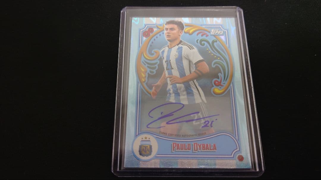 Topps ディバラ DYBALA  99枚限定直筆サインカード サッカー