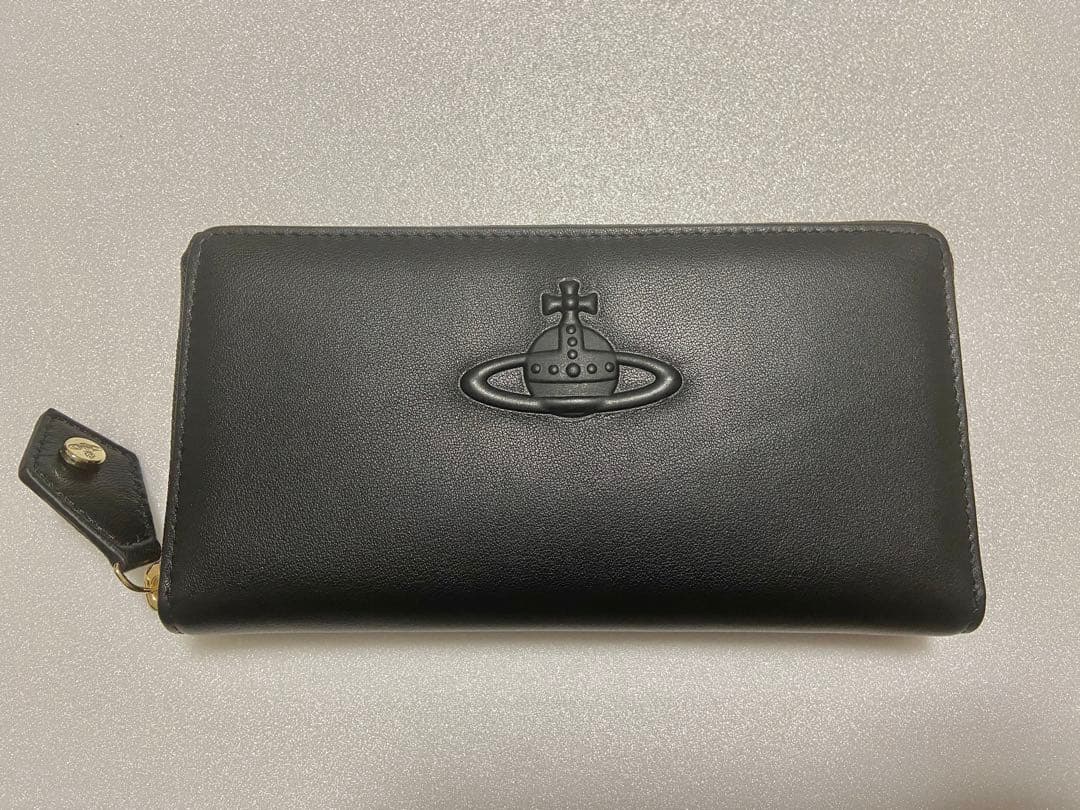 【新品未使用】ヴィヴィアンウエストウッド　ブラック長財布　955VW309