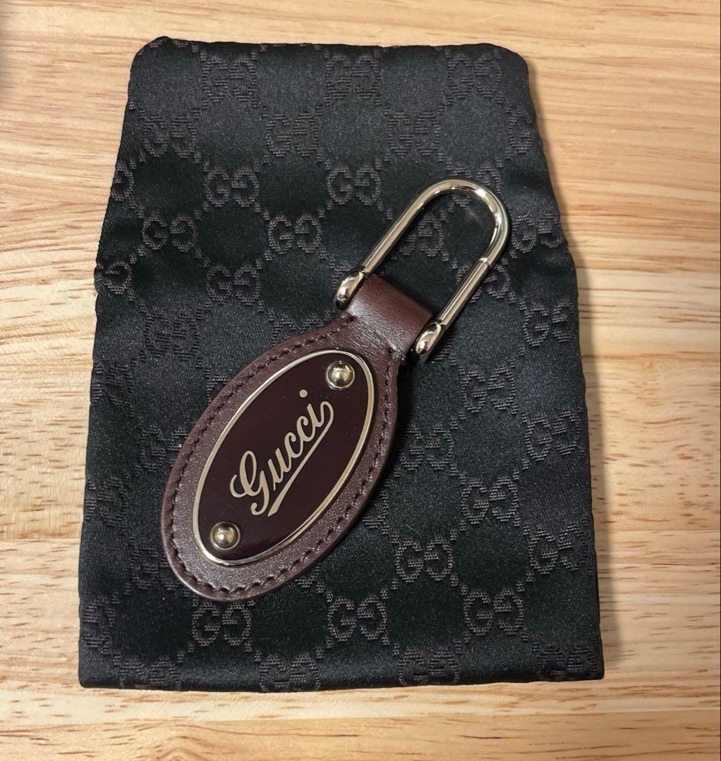 GUCCI レザーキーリング