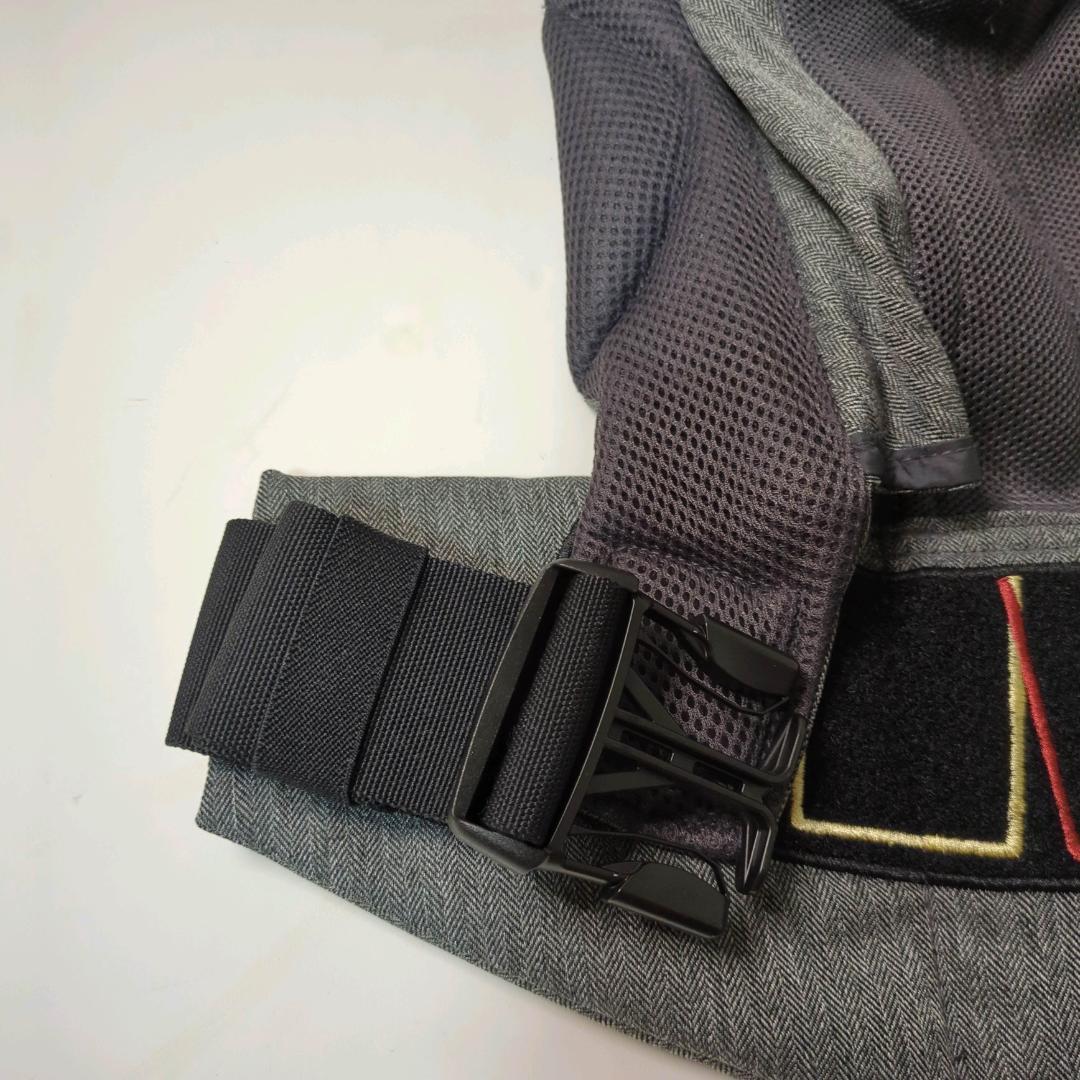 未使用 エルゴ オムニ360 クールエア メッシュ グレー 抱っこ紐