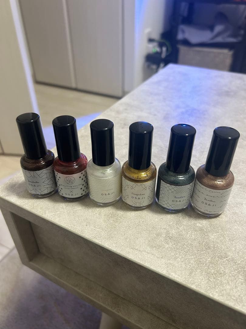 ネイルカラー・マニキュア osaji