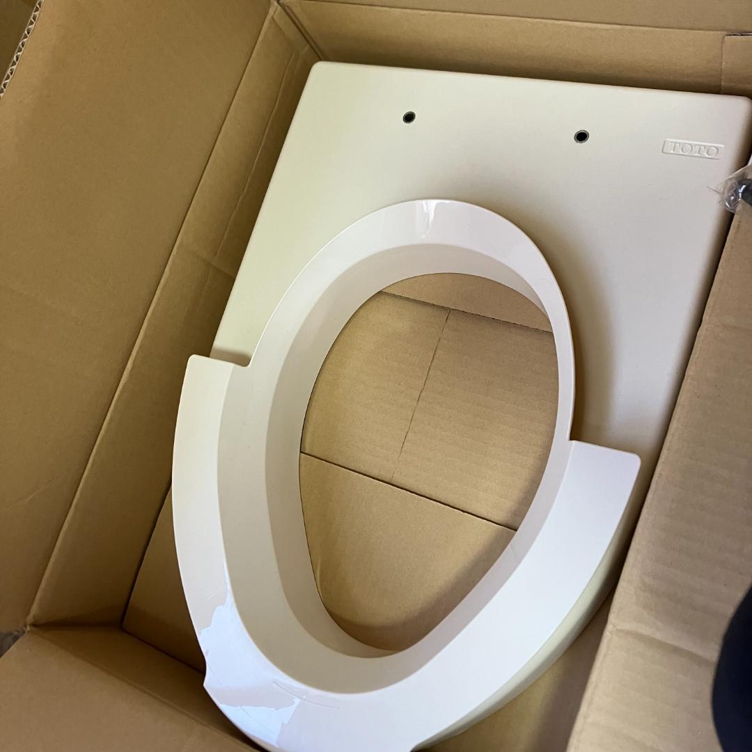 希少　未使用　TOTO 補高便座 EWC441S 介護 トイレ高さ調整 50mm