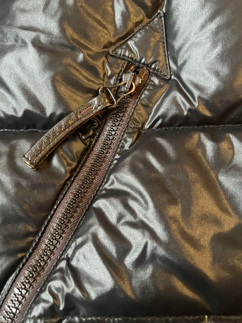 美品DUVETICA（デュベティカ）POLLUCE ブラックダウンジャケット50