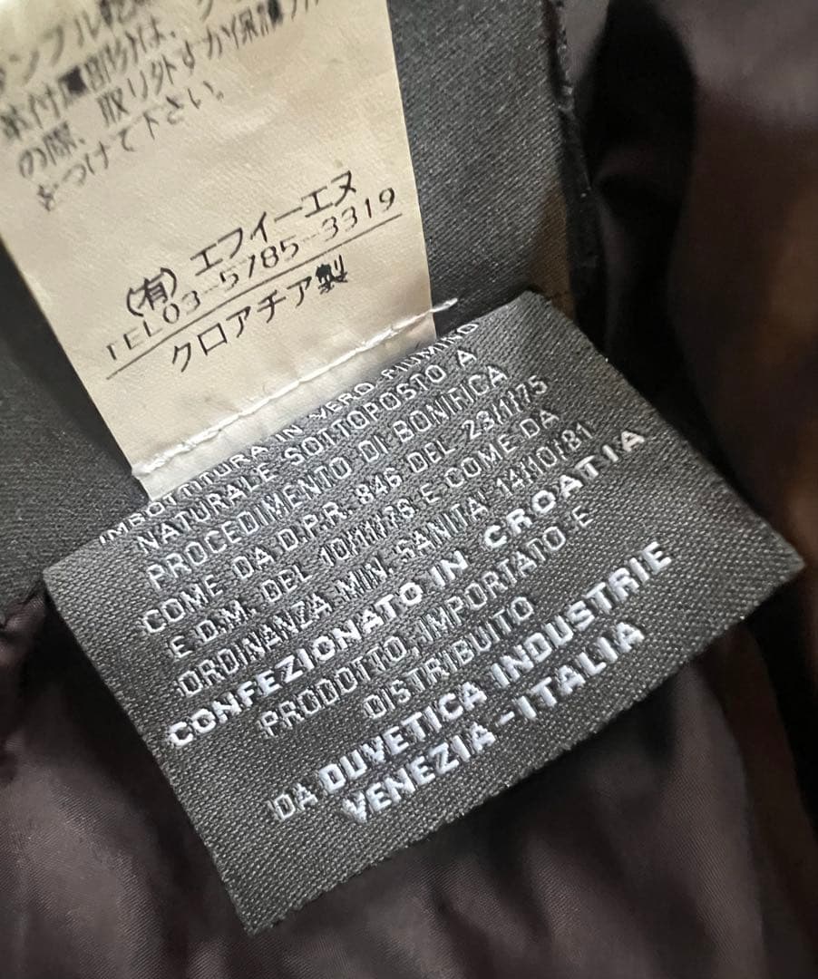 美品DUVETICA（デュベティカ）POLLUCE ブラックダウンジャケット50