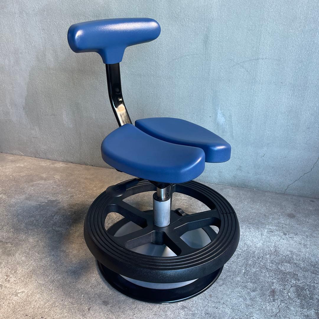 ayur chair アーユルチェア ルナ　足置きリング付　丸ベースタイプ