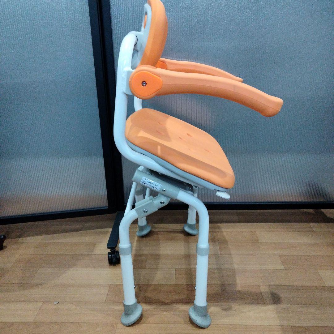 2-2 Panasonic お風呂椅子　 ユクリアPN-L41211 座面回転