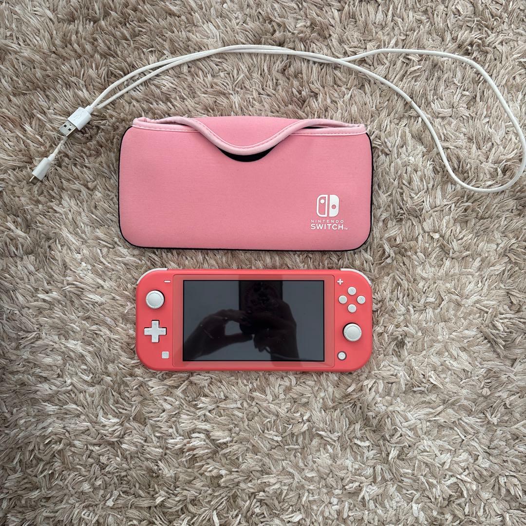 ピンクのNintendo Switch Lite
