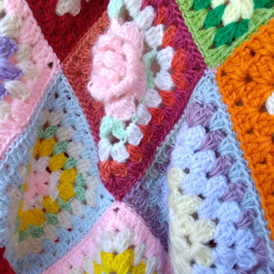 カラフル グラニースクエア ブランケットお花のベットカバー