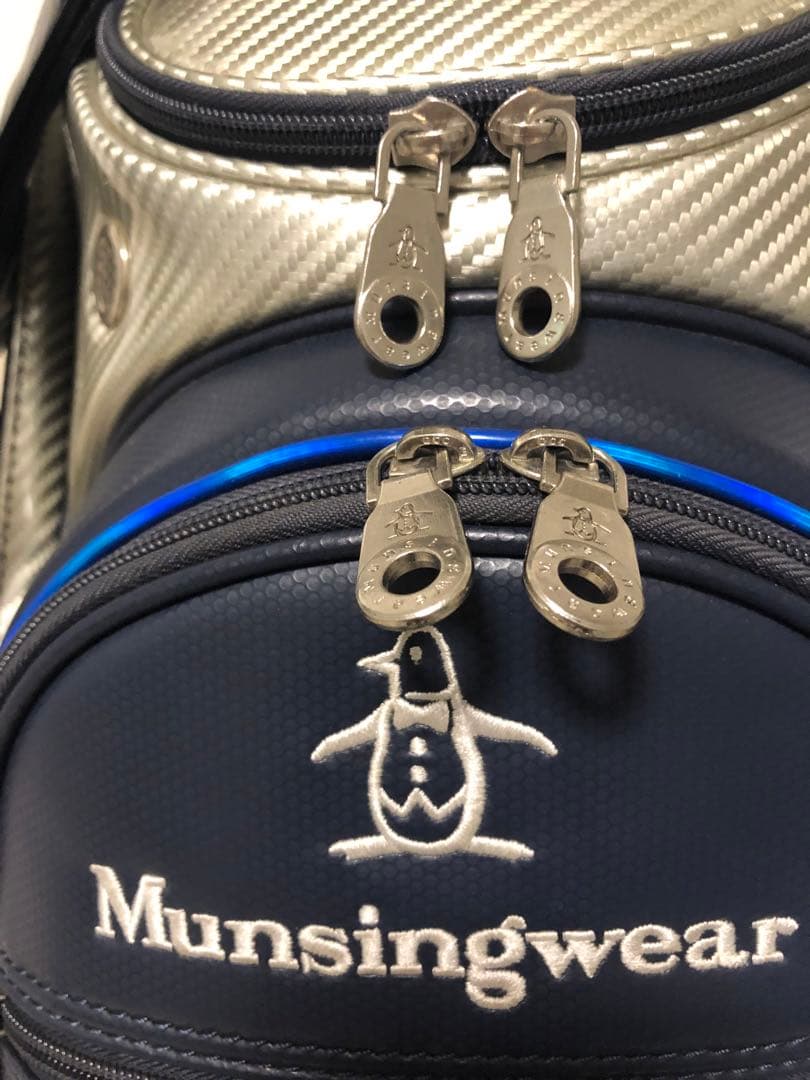 【送料込み】激レア　廃盤希少品　マンシングウェア　高級キャディバッグ　ゴルフ