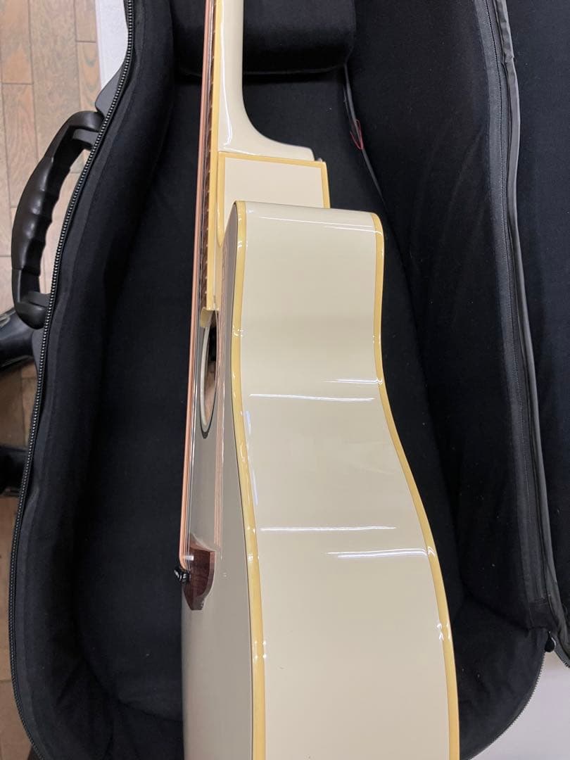 Yamaha APX600 アコースティックギター ホワイト　エレアコ