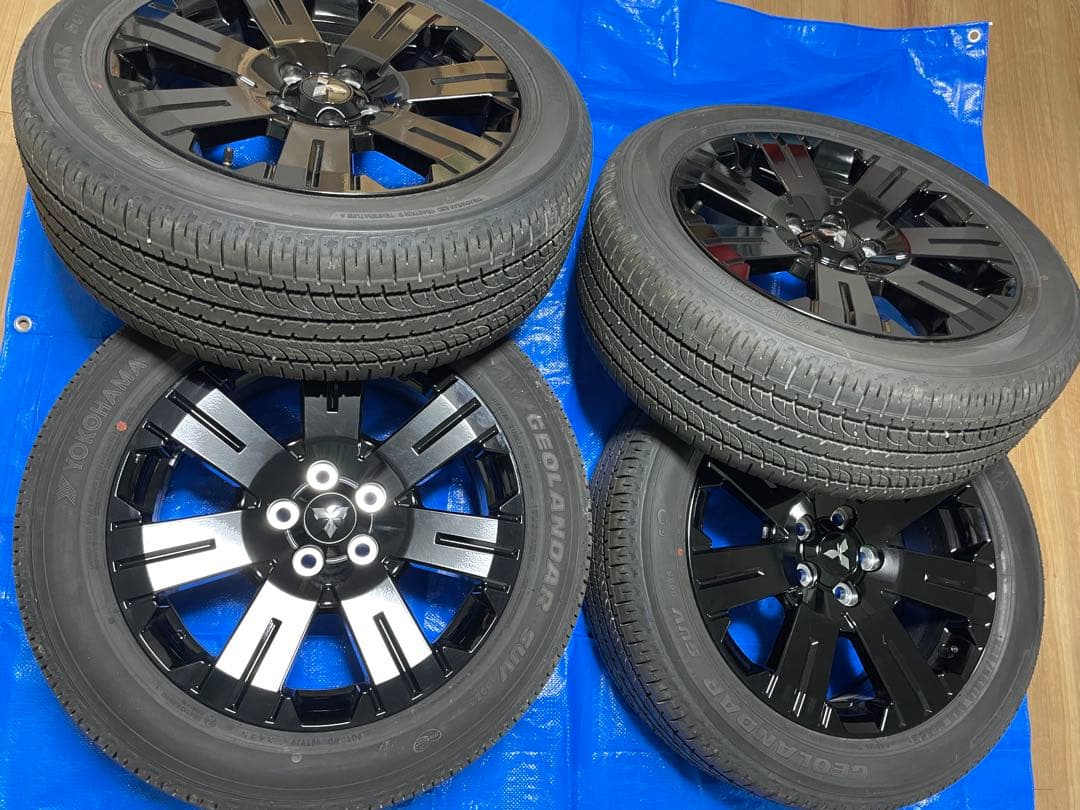 三菱デリカD5 シャモニー タイヤ ホイール 4セット【新車外し】