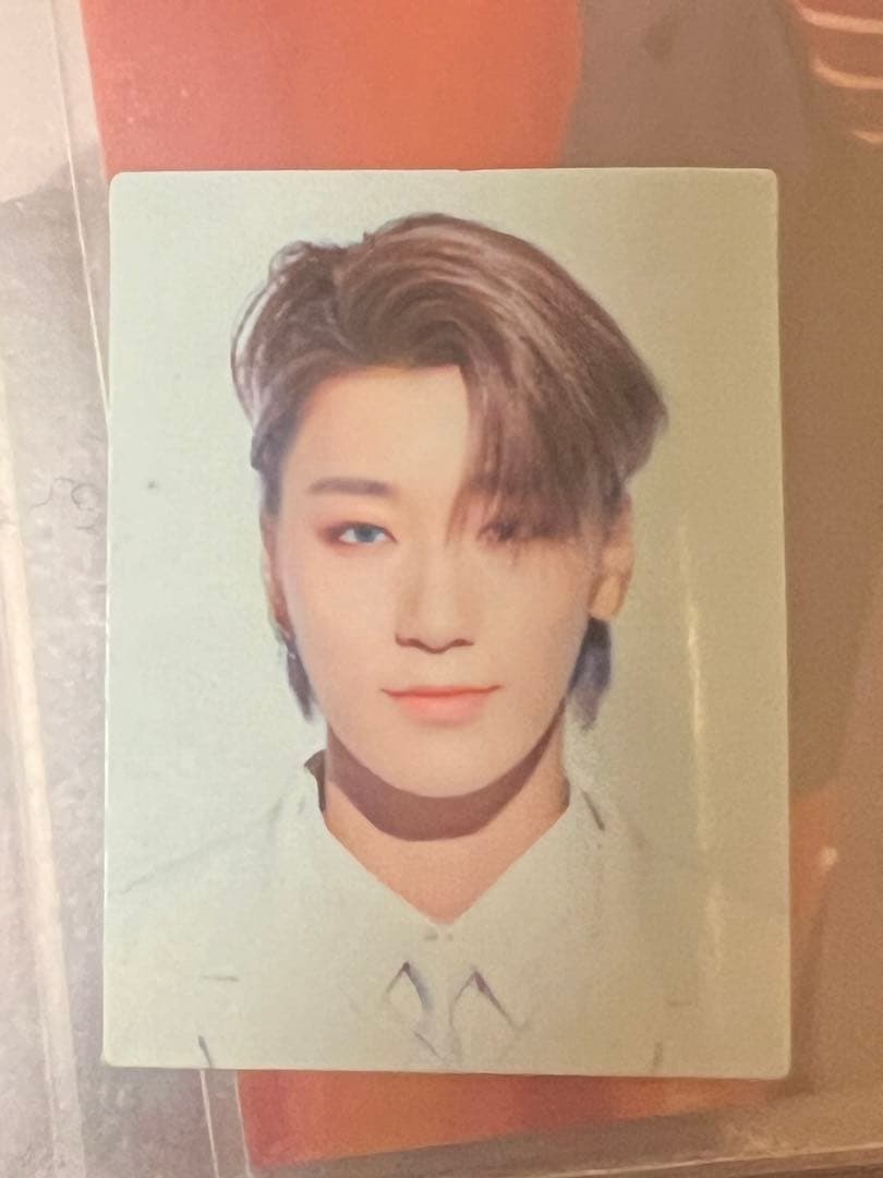 ATEEZ サン 証明写真