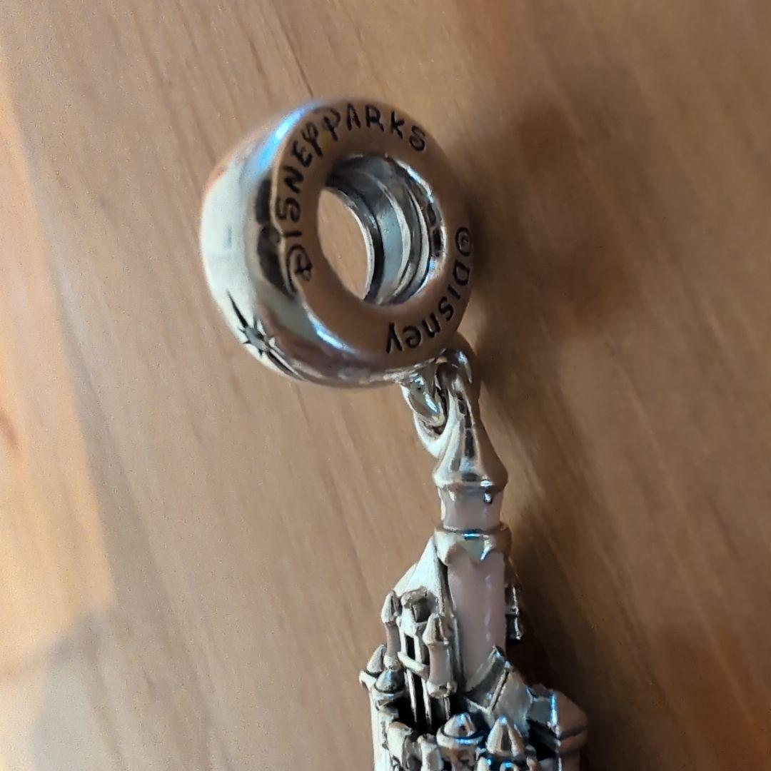 【希少】Pandora チャーム　Disney Parks オーロラ城