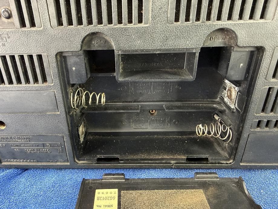 National Panasonicクーガー 2200ラジオジャンク2台まとめて